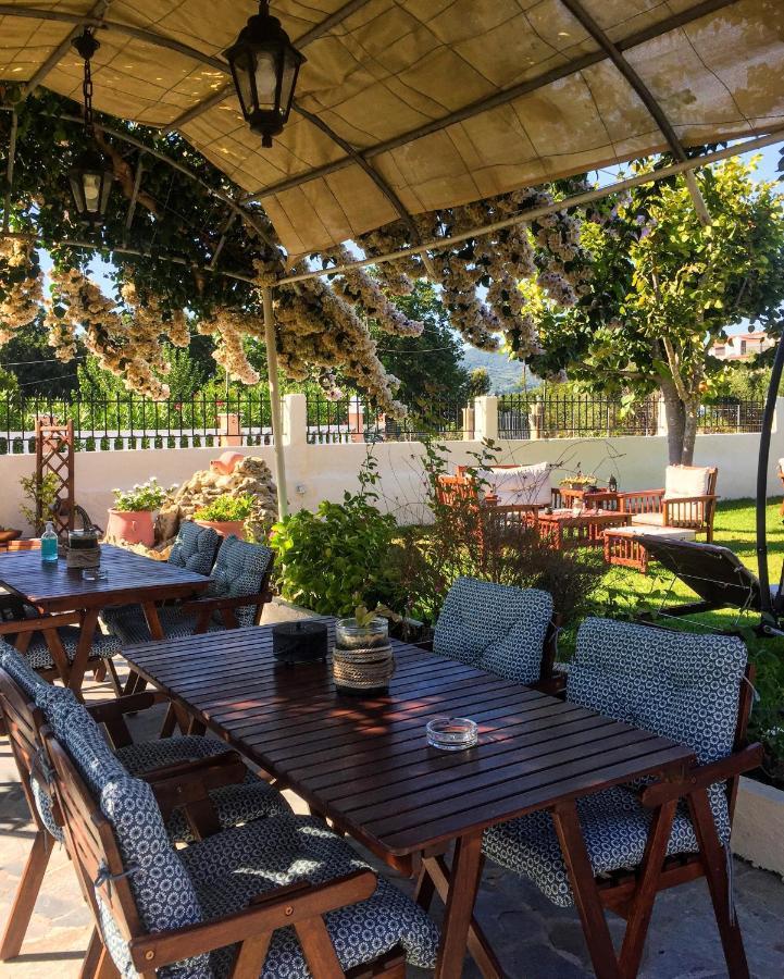 Nikodimos Garden Studios Ágios Geórgios Extérieur photo