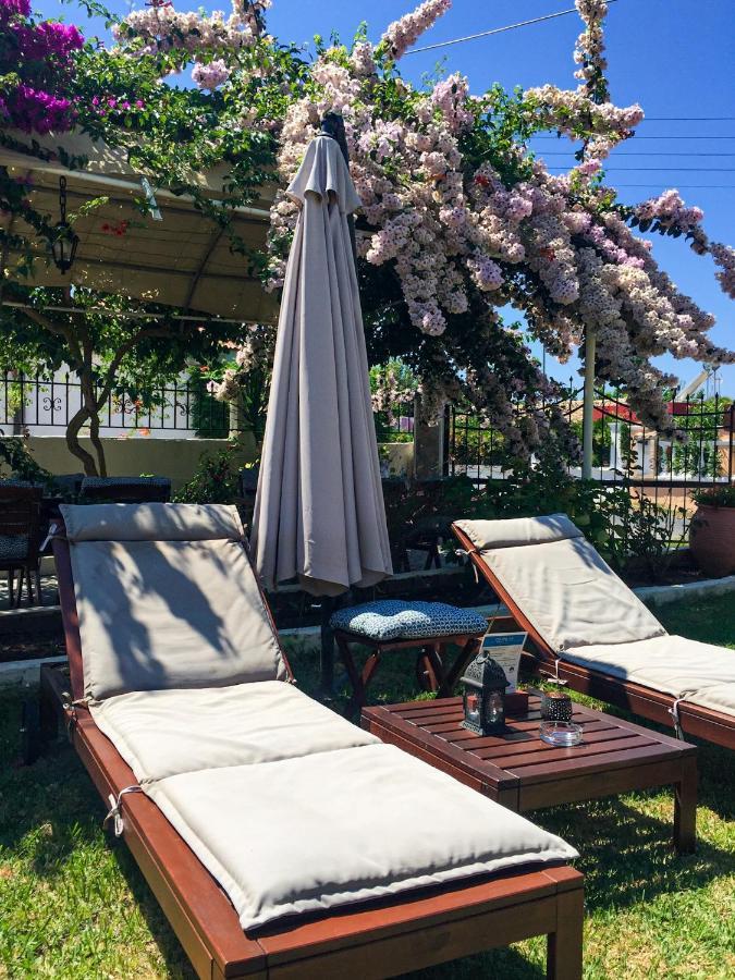 Nikodimos Garden Studios Ágios Geórgios Extérieur photo