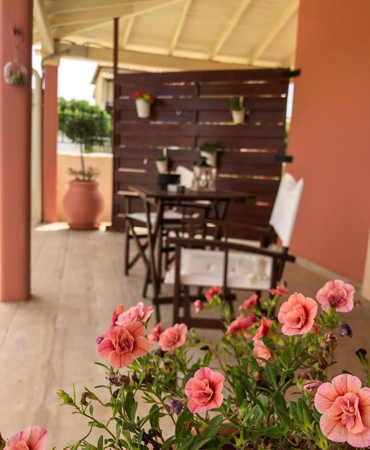 Nikodimos Garden Studios Ágios Geórgios Extérieur photo