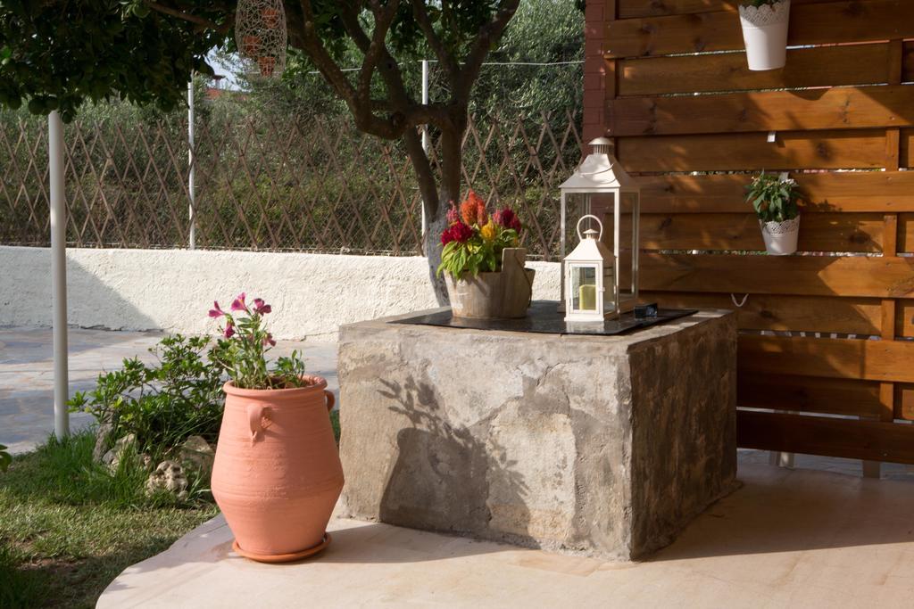 Nikodimos Garden Studios Ágios Geórgios Extérieur photo