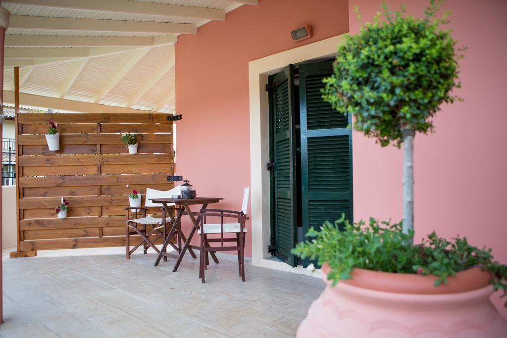 Nikodimos Garden Studios Ágios Geórgios Extérieur photo